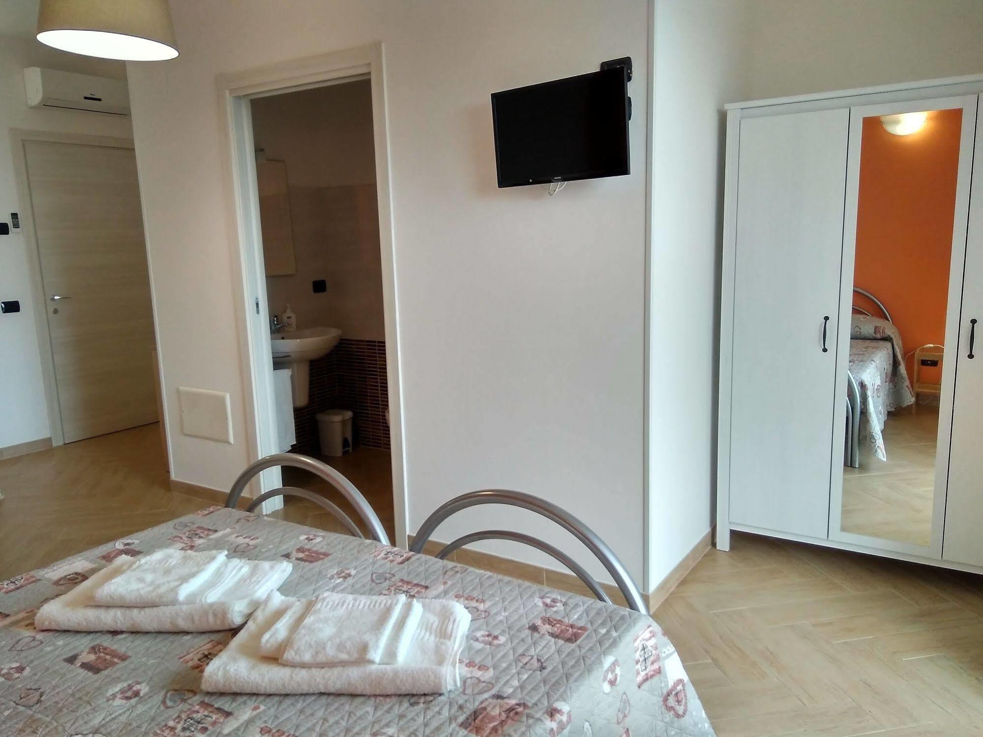 B&B Il Papavero Rosso Corigliano dʼOtranto Dış mekan fotoğraf