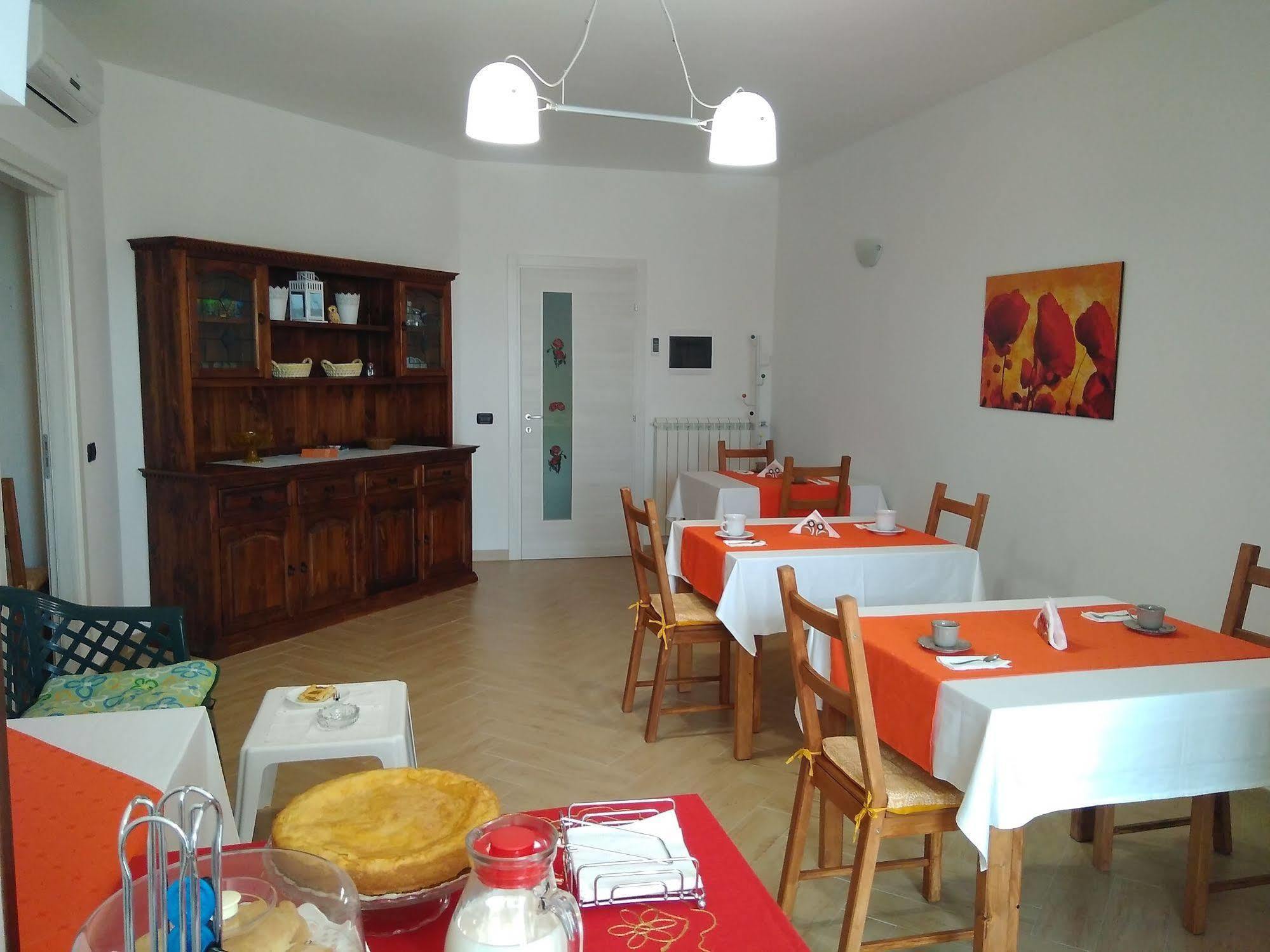 B&B Il Papavero Rosso Corigliano dʼOtranto Dış mekan fotoğraf